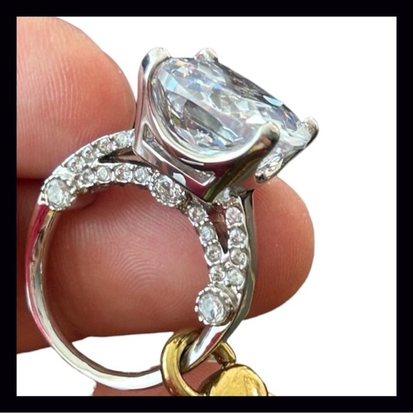 Juicy Couture Large Engagement Ring Charm - Picture 7 of 8